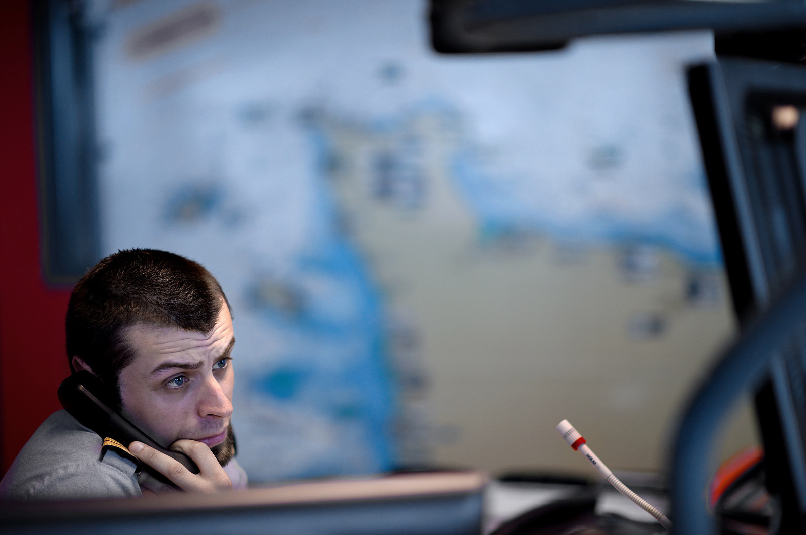 Le CROSS Jobourg (Centre Régional Opérationnel de Surveillance et de Sauvetage), comme ses homologues de Gris-Nez, Corsen, Etel et La Garde, est un service spécialisé du ministère chargé de la mer. En qualité de centres de coordination des secours maritimes, ils assurent la veille des fréquences de détresse, réceptionnent les alertes maritimes et dirigent les opérations de recherche et de sauvetage en mer.