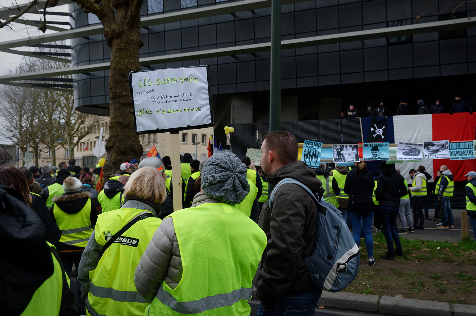 Les Gilets jaunes. Un mouvement social inédit en France