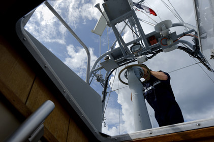 Le Géranium est entré en service en février 1997, et comme il est de tradition dans la gendarmerie, toutes les unités d'une même série portent des noms relevant d'une thématique unique (la Jonquille, la Violette et le Jasmin). L'identité professionnelle des gendarmes maritimes correspond à leur expertise d'enquêteurs et d'officiers de police judiciaire.