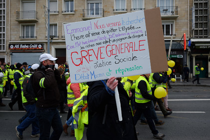 Les Gilets jaunes. Un mouvement social inédit en France
