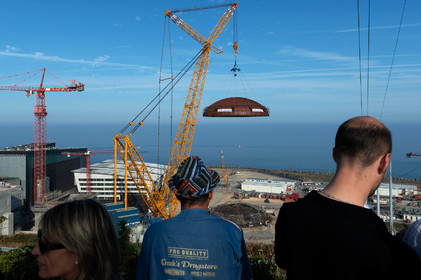 Reportages sur le site nucléaire EPR à Flamanville (Cotentin).