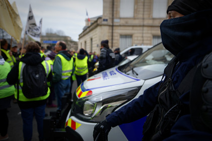 Les Gilets jaunes. Un mouvement social inédit en France