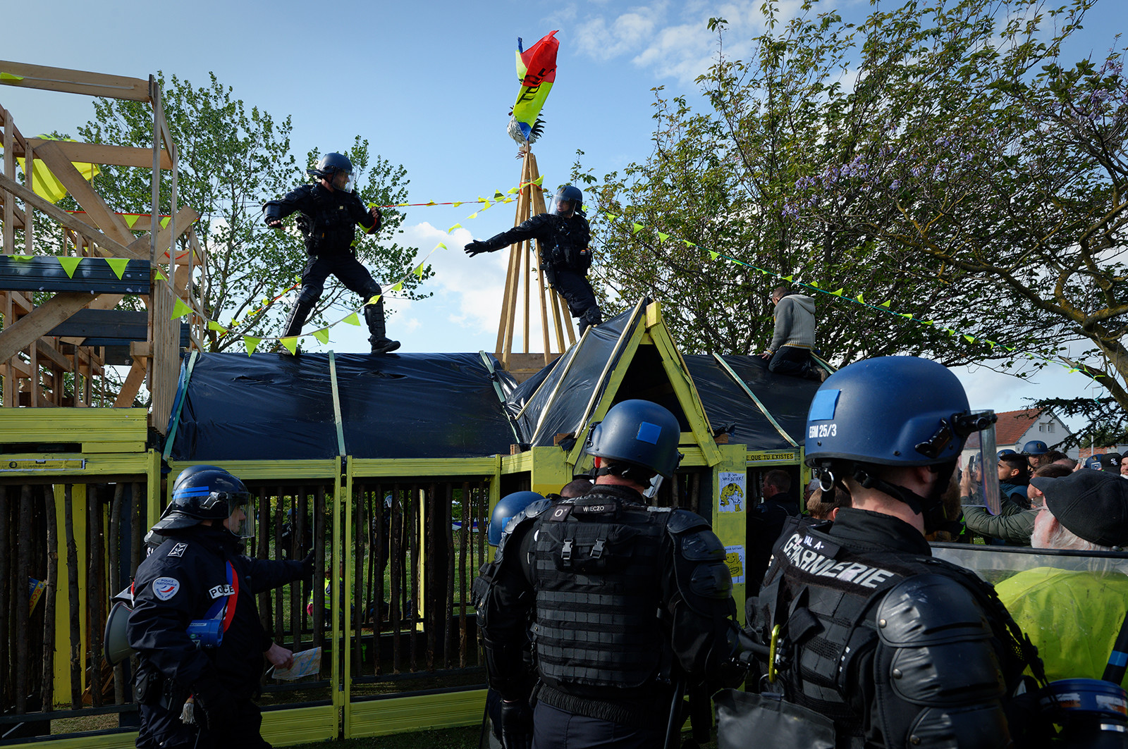 les Gilets jaunes. Un mouvement social inédit en France