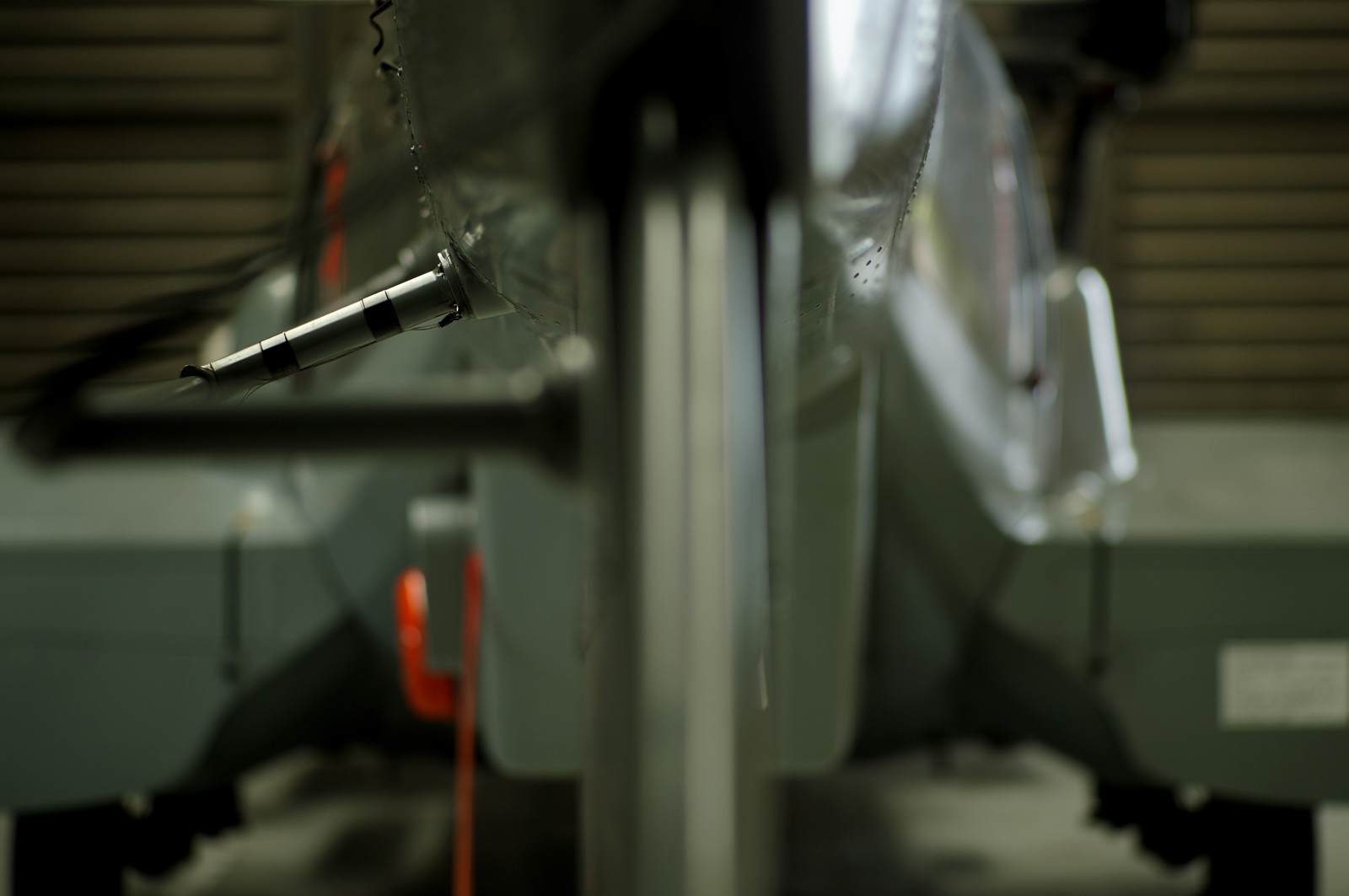 L'engagement de ces marins du ciel se traduit par des taux de disponibilté très élevés et des capacités d'intervention dans lesconditions les plus difficiles. Belligou Rescue (c'est ainsi que se nomme l'EC 225 lorsqu'il est en opération) est en alerte à 1 heure de jour et 2 heures de nuit, le coordinateur de mission de sauvetage, qui dirige les opérations depuis le CROSS, sait que l'hélicoptère sera préparé et configuré pour la mission puis aura décollé en 10 à 15 minutes en journée et en moins de 40 minutes la nuit.Il est remplacé en juin 2016 par l’hélicoptère Caïman Marine au détachement de Maupertus.