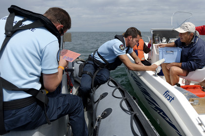 Le Géranium est entré en service en février 1997, et comme il est de tradition dans la gendarmerie, toutes les unités d'une même série portent des noms relevant d'une thématique unique (la Jonquille, la Violette et le Jasmin). L'identité professionnelle des gendarmes maritimes correspond à leur expertise d'enquêteurs et d'officiers de police judiciaire.