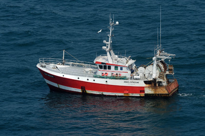 Ce reportage a été réalisé en janvier 2014 à bord du chalutier Marie-Catherine, appartenant à la SARL Armement Cherbourgeois créé en 1999 par Sophie et David LEROY. Cette marée de 7 jours fût assez mouvementée d'une part par la météo très capricieuse, mais également par la difficulté de réaliser les prises de vues. Une sélection de 20 photographies a été présentée lors de la 4ème édition du Festival photo L'Homme et la Mer au Guilvinec (Bretagne) en 2014, ainsi qu'au Musée de Tatihou 'Avis de grand frais (Manche) http:  www.armement-cherbourgeois.fr 