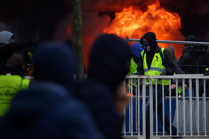 Les Gilets jaunes. Un mouvement social inédit en France