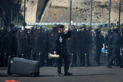 Les Gilets jaunes. Un mouvement social inédit dans l'histoire de France