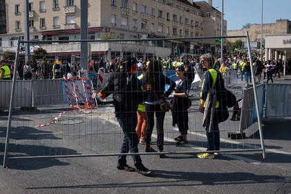Les Gilets jaunes. Un mouvement social inédit dans l'histoire de France