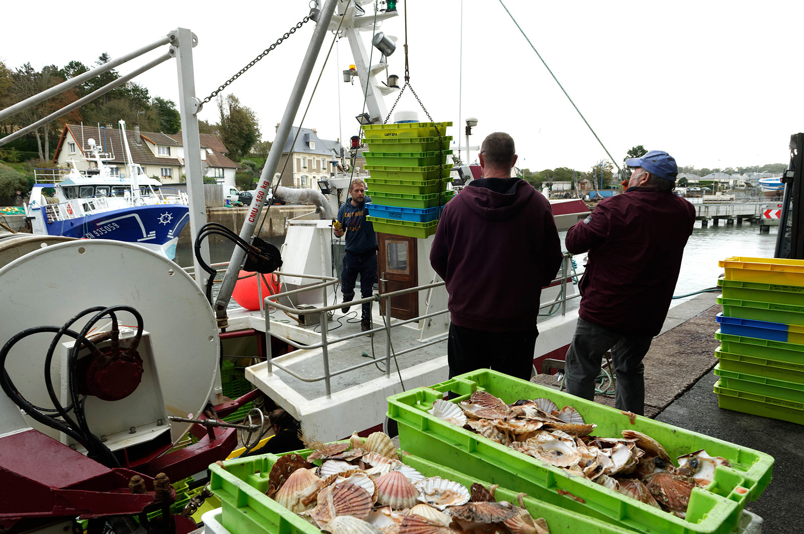 La ministre de la Mer, Annick Girardin, à Port-en-Bessin (Calvados)
