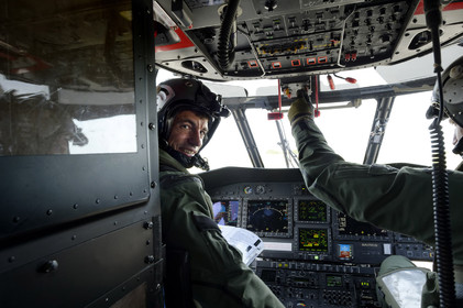 L'engagement de ces marins du ciel se traduit par des taux de disponibilté très élevés et des capacités d'intervention dans lesconditions les plus difficiles. Belligou Rescue (c'est ainsi que se nomme l'EC 225 lorsqu'il est en opération) est en alerte à 1 heure de jour et 2 heures de nuit, le coordinateur de mission de sauvetage, qui dirige les opérations depuis le CROSS, sait que l'hélicoptère sera préparé et configuré pour la mission puis aura décollé en 10 à 15 minutes en journée et en moins de 40 minutes la nuit.Il est remplacé en juin 2016 par l’hélicoptère Caïman Marine au détachement de Maupertus.