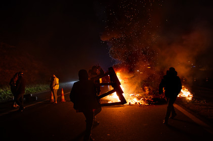 Les Gilets jaunes. Un mouvement social inédit en France