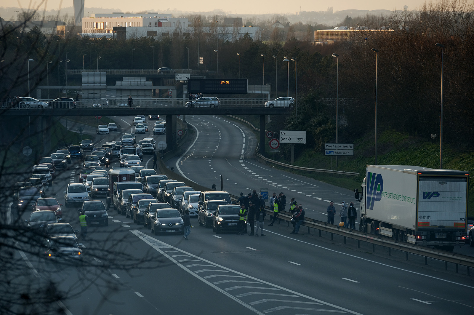 Les Gilets jaunes. Un mouvement social inédit en France